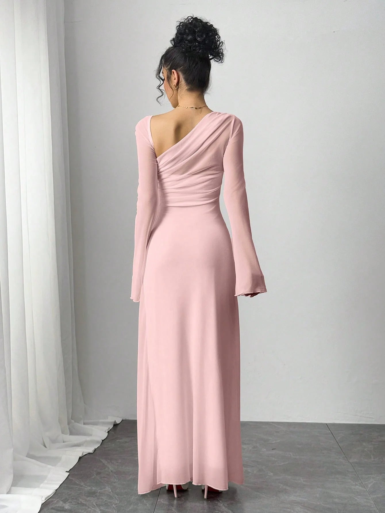 Vestido Élysée™ | A Elegância Que Fica na Memória